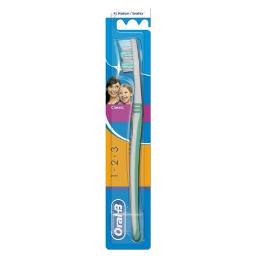 Oral-B Classic White Classic Toothbrush for Daily Use Medium 1 pc