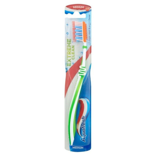 Aquafresh Extreme Clean Toothbrush with Medium Soft Bristles - Medium