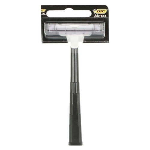 Bic Metal Classic Men's Razor with 3 Blades for a Smooth Shave 1 pc